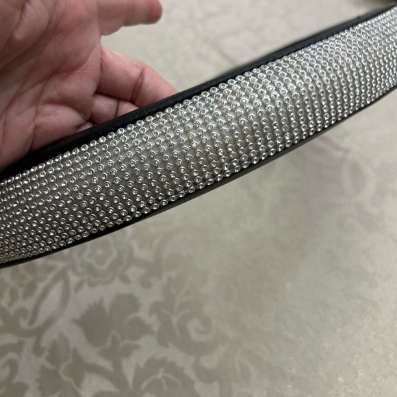 Rhinestone steering wheel cover - Picture 2 of 6